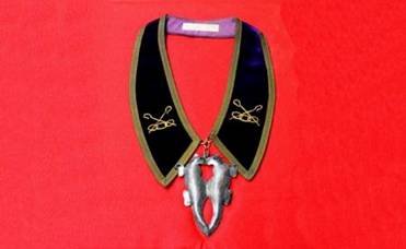 Presentation Collar / Kissing Otters: 1880’s – 1920’s, From: N.E. U.S.A. Gorget Length-6 1/8”, Width-4 ¼” Hudson Bay Silver