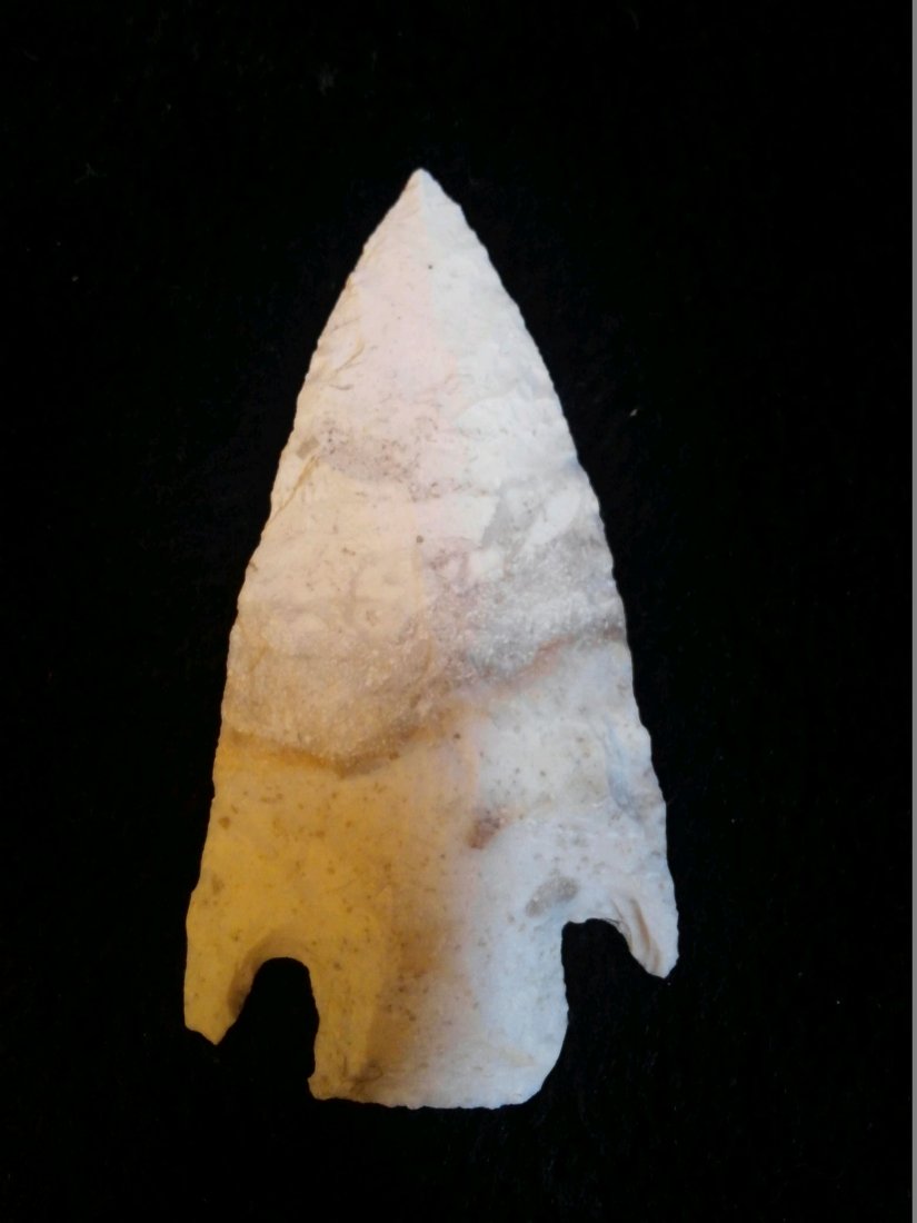 SMITH: FROM A ROCK SHELTER ON A SMALL SPRING BRANCH DADE CO. MO TWO OF THEM WORKED FROM 1973 -1976 SIFTING IN SHELTER WITH PERMISSION FROM THE OWNER MADE OF MOZARKITE