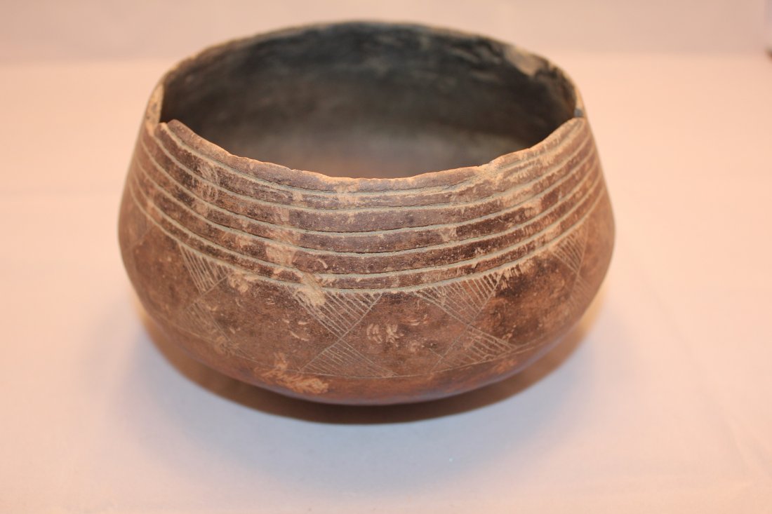 CADDO ENGRAVED BOWL (1 of 2)
