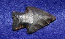 Edgewood Point: 1000BC-500AD, G9, W-1" Pike Co., AR., L-1 5/8" Black Chert