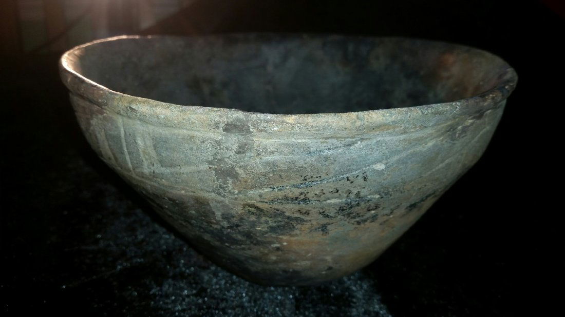 CADDO RIPLEY ENGRAVED BOWL (1 of 3)