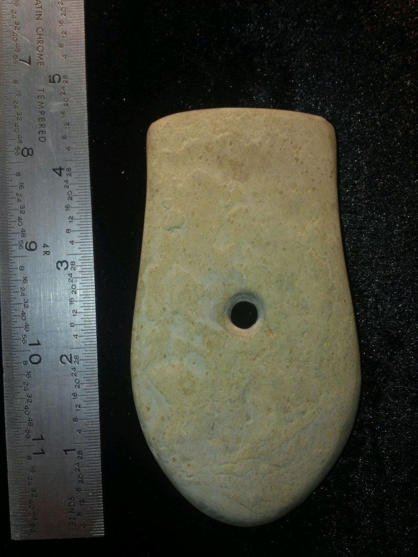 GORGET: 4&1/4'L BY 2&1/2'W FROM TN VERY NICE PIECE