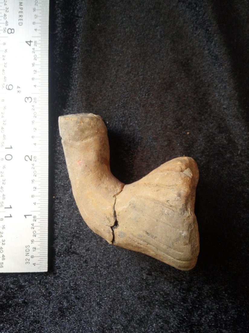 CLAY PIPE: 3'L FROM NE ARKANSAS