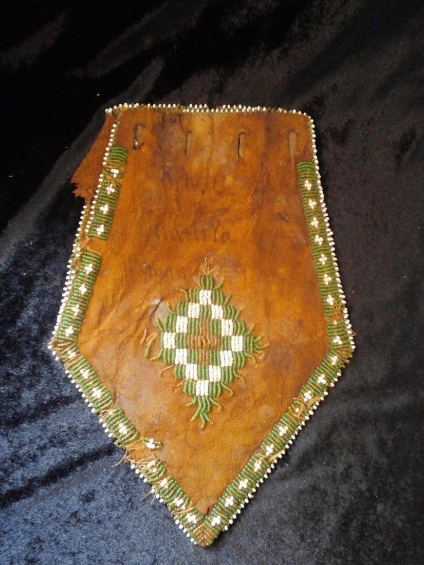 BEADED POSSIBLE BAG (1 of 2)