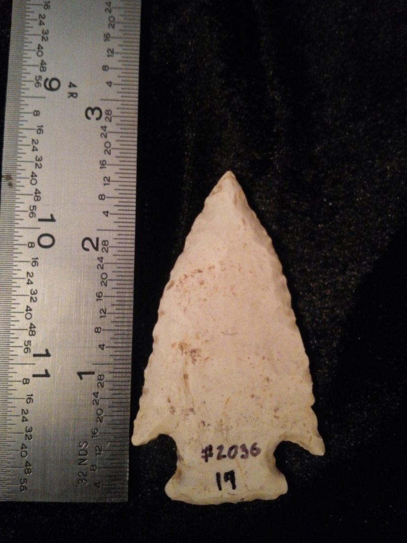 HARDIN  ARROWHEAD INDIAN ARTIFACT (1 of 1)