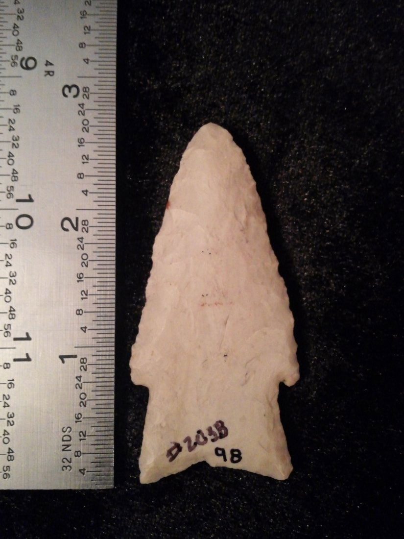 HARDIN  ARROWHEAD INDIAN ARTIFACT (1 of 1)