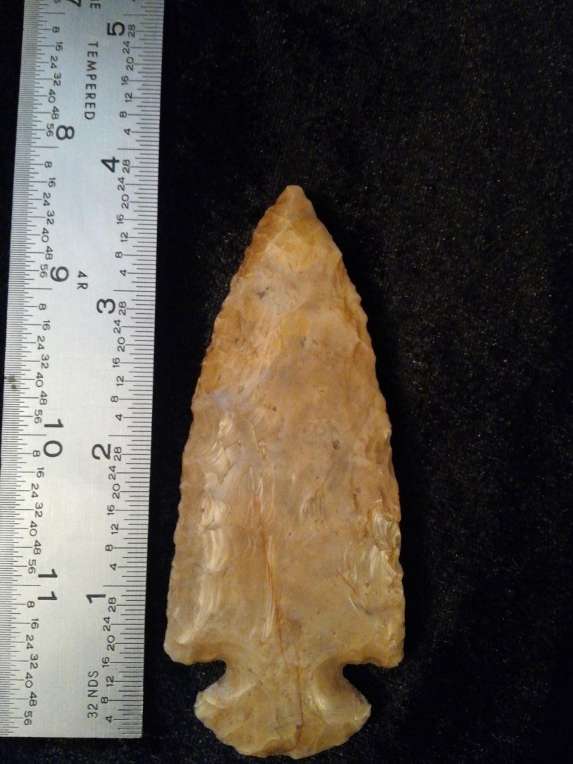 DOVETAIL  ARROWHEAD INDIAN ARTIFACT (1 of 1)