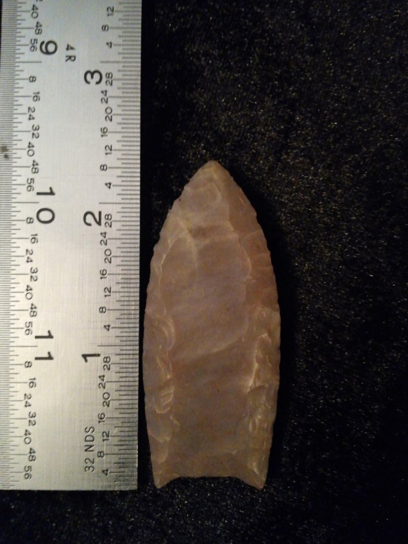 FOLSOM ARROWHEAD INDIAN ARTIFACT: 2&1/4 INCHES LONG FROM NEW MEXICO