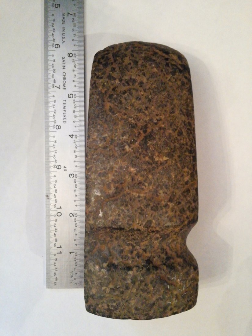 GROOVED AX  INDIAN ARTIFACT ARROWHEAD (1 of 1)