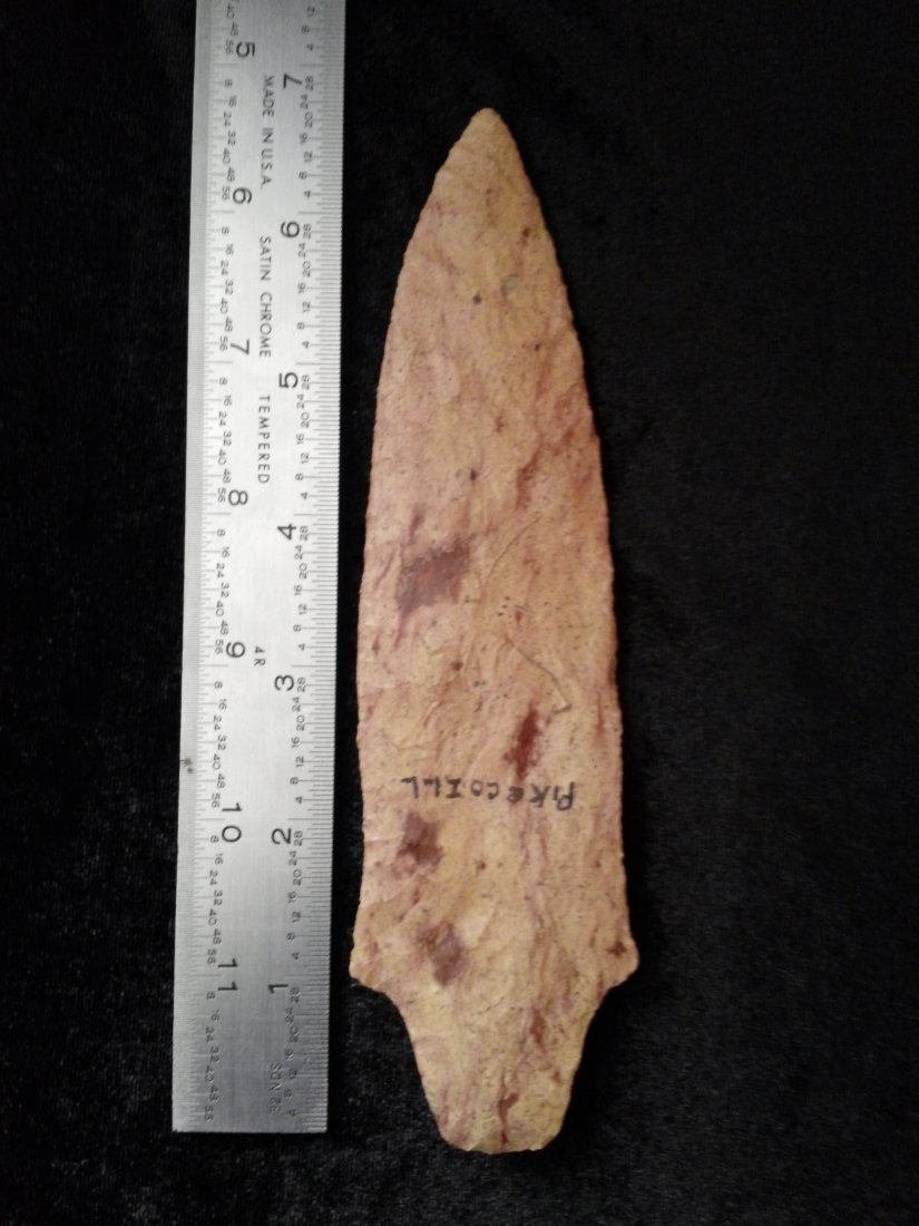 DICKSON  ARROWHEAD INDIAN ARTIFACT (1 of 1)