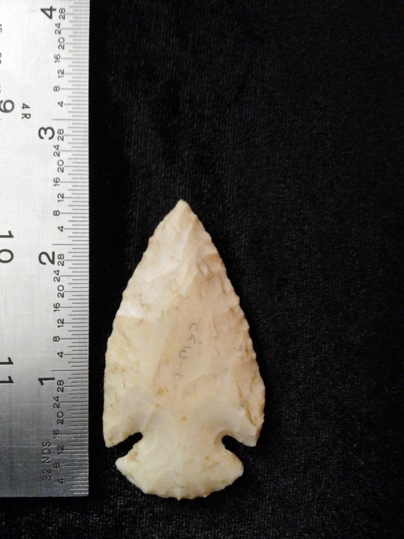 DOVETAIL   ARROWHEAD INDIAN ARTIFACT (1 of 1)