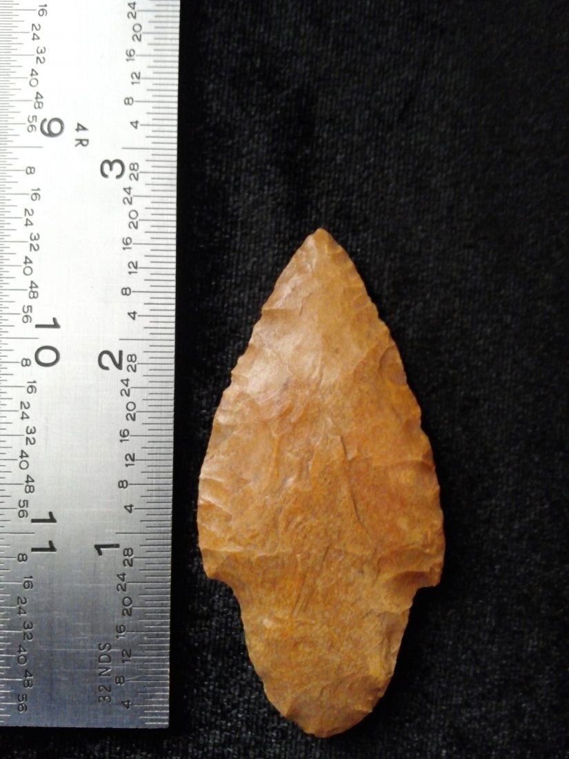 DICKSON   ARROWHEAD INDIAN ARTIFACT (1 of 1)