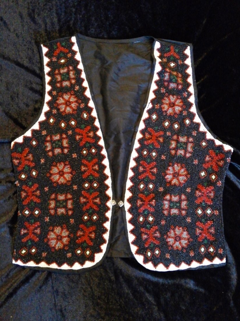 BEADED VEST: FROM MID 1900'S FROM MONTANA 18 INCHES WIDE 22 INCHES TALL