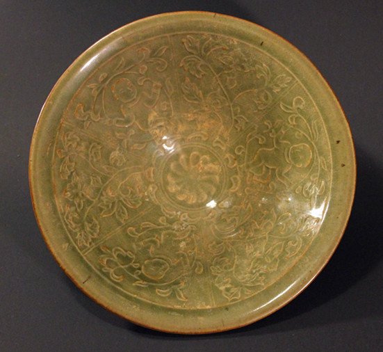 Chinese Celadon Porcelain Bowl: Yao Zhou Yao-style engraved bowl, featuring boys playing in the garden.H:6cm,D:18.5cm