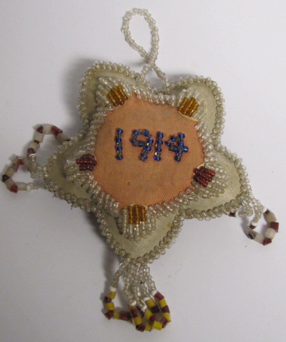 Iroquois, Circa 1914, Beaded Star Pin Cushion: Iroquois, Circa 1914, Beaded Star Pin Cushion.