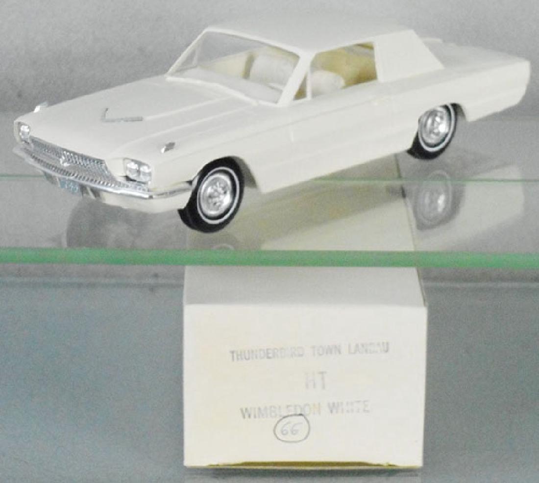 AMT 1966 FORD THUNDERBIRD PROMO (1 of 1)
