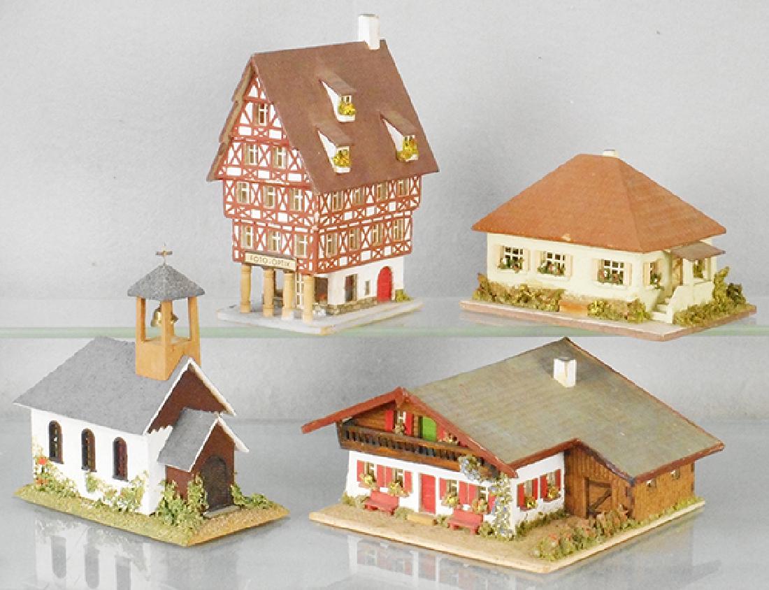 4 RS & VAUPE BUILDINGS: HO ga, composition & wood, RS 6452, 12, 6462, Vaupe 1063, C7-8.