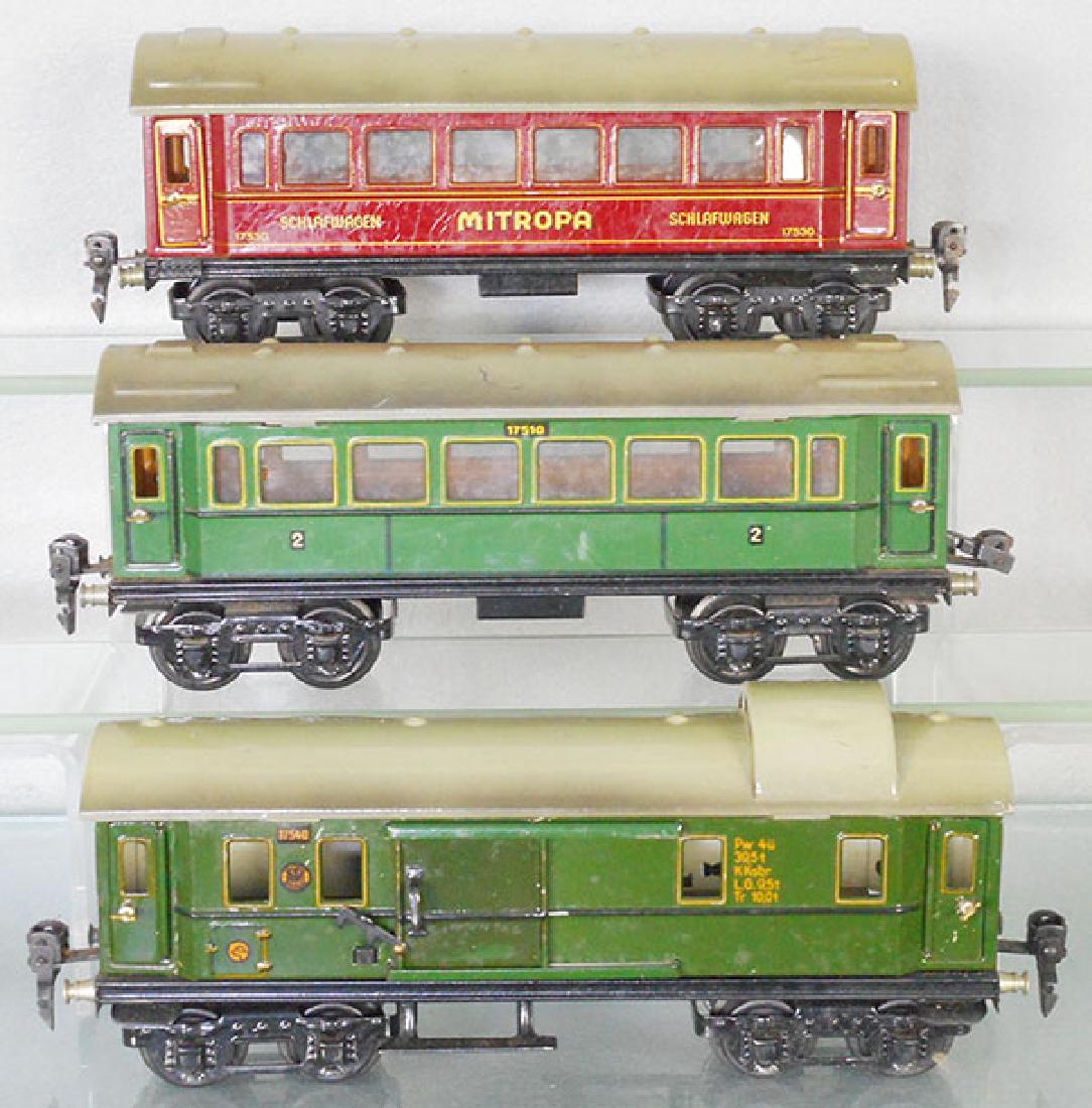 3 MARKLIN COACHES (1 of 1)