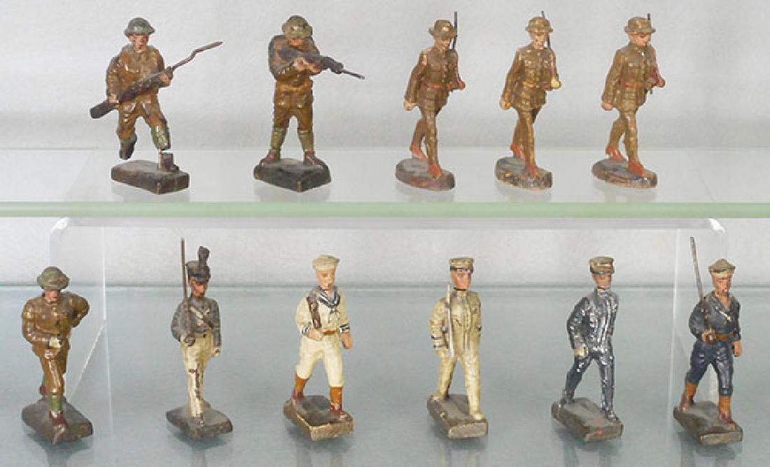 11 LINEOL & ELASTOLIN SOLDIERS: composition, 8 are Lineol, 3 are Elastolin, some paint chips, C5-7.