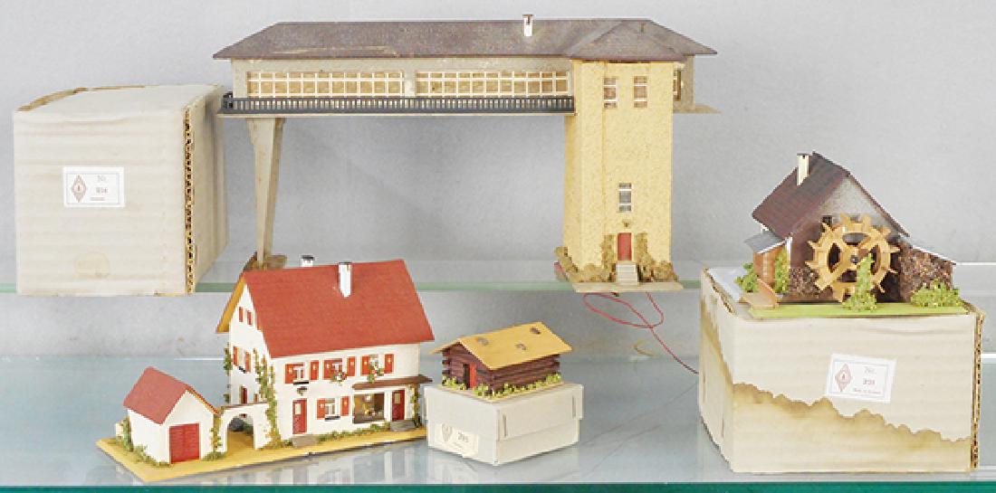 4 FALLER BUILDINGS (1 of 1)