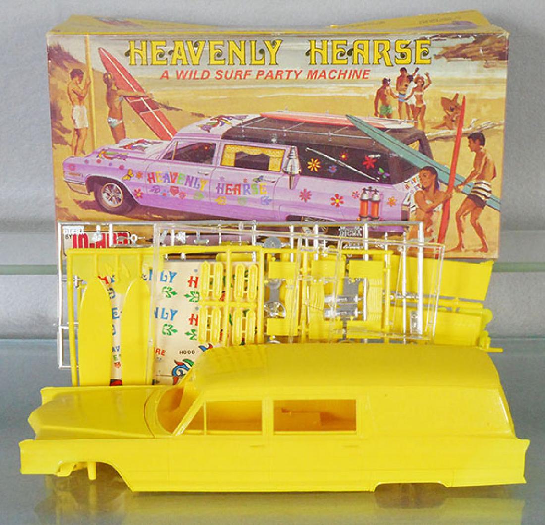 JOHAN HEAVENLY HEARSE: plastic, orig issue, appears complete, orig box minor wear, C9.