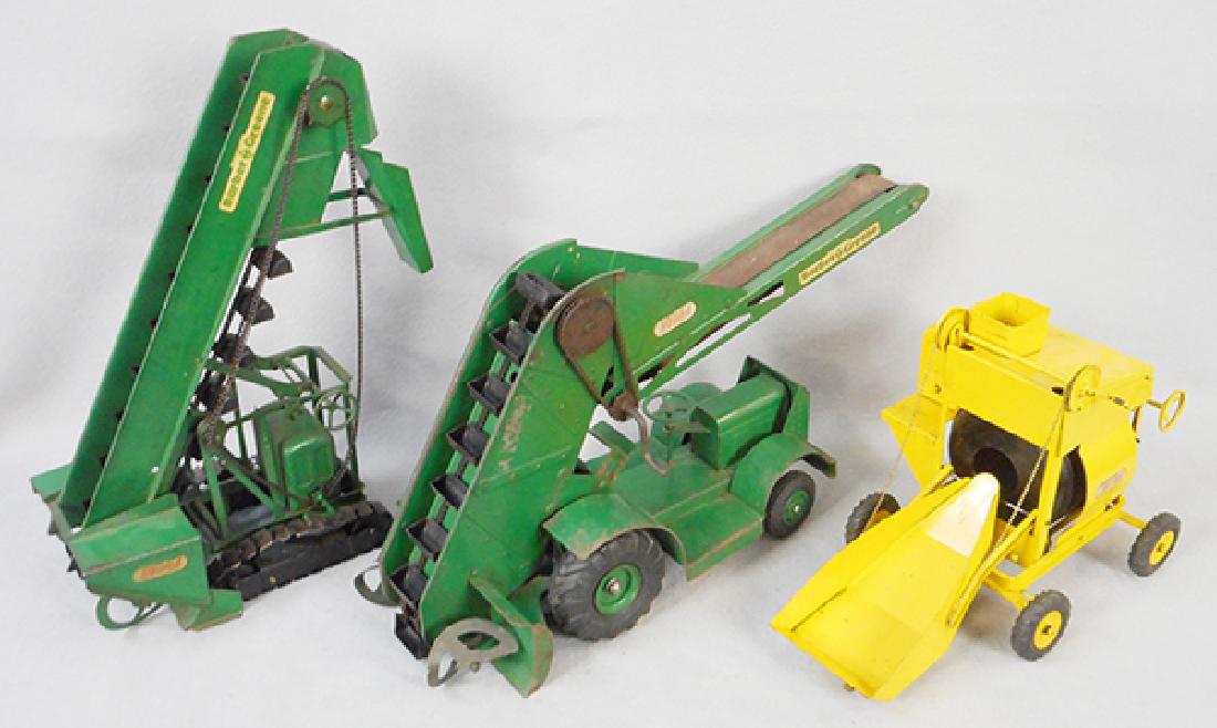 3 DOEPKE CONSTRUCTION VEHICLES (1 of 1)