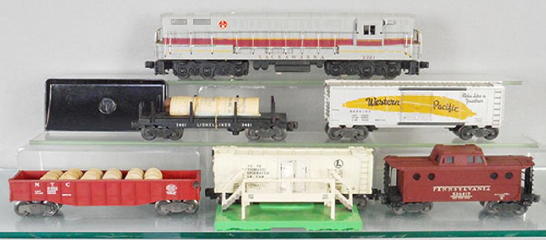 LIONEL 2223W TRAIN SET (1 of 2)