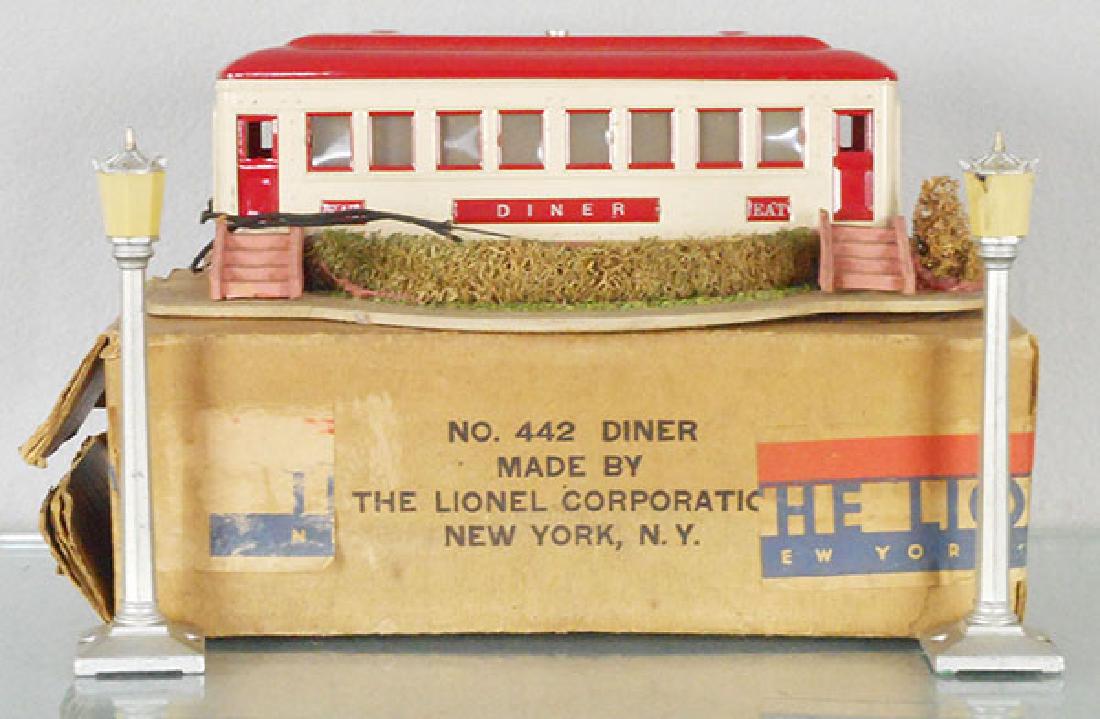 3 LIONEL ACCESSORIES (1 of 1)