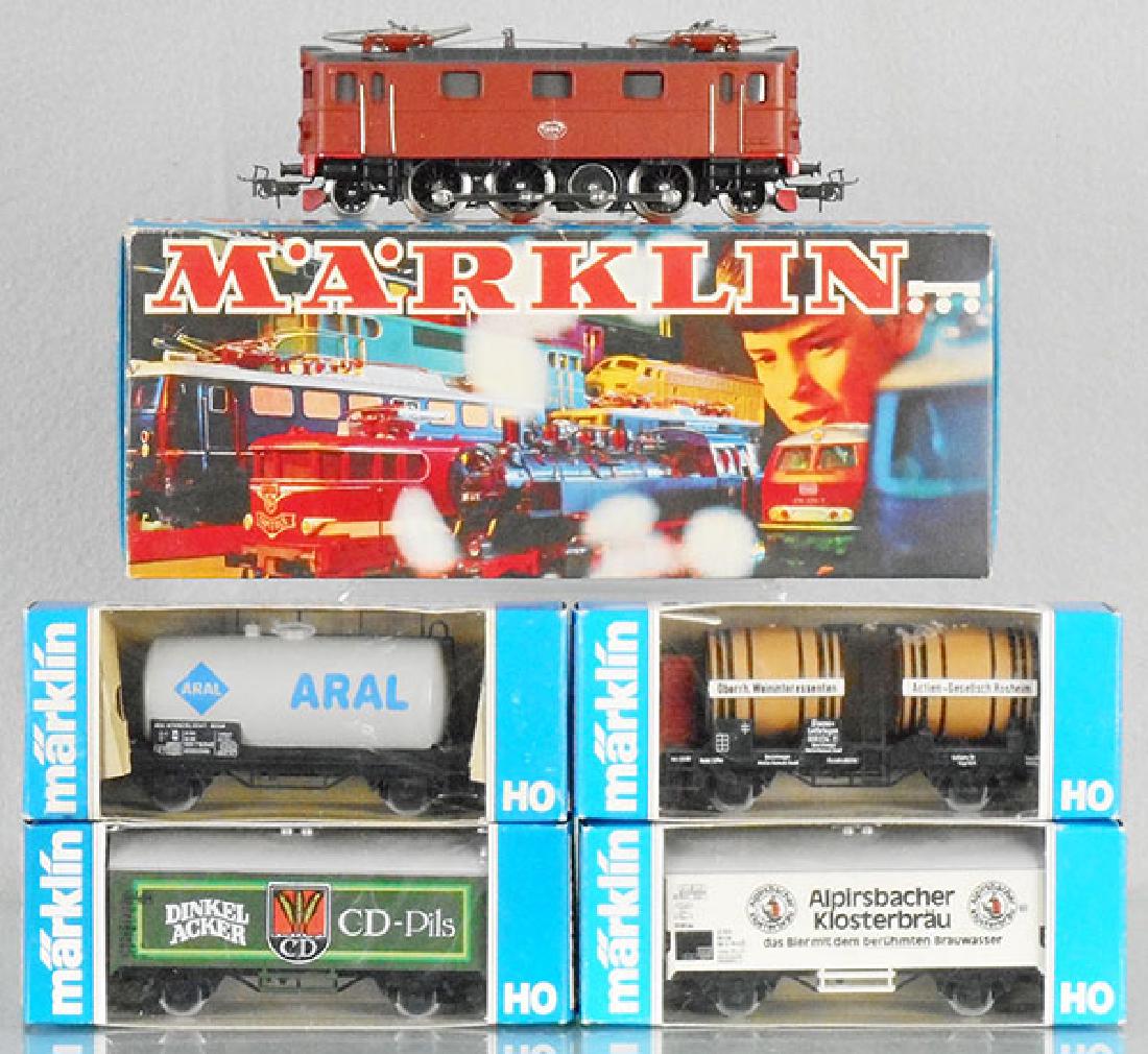 MARKLIN TRAIN SET: HO ga, 3030 loco, w/cars 4440, 4432, 4436 & 4417, orig boxes & inserts, C9.