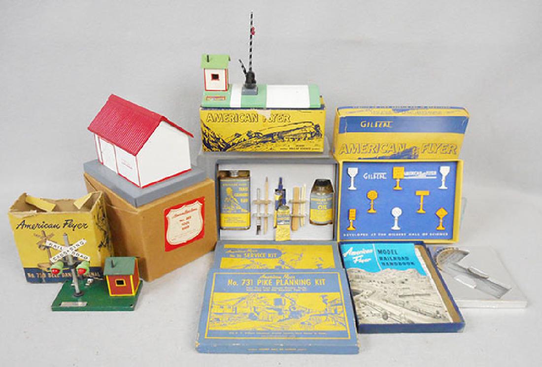 6 AMERICAN FLYER ACCESSORIES (1 of 1)