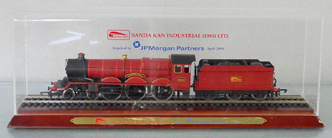HORNBY PRESENTATION LOCO & TENDER (1 of 1)