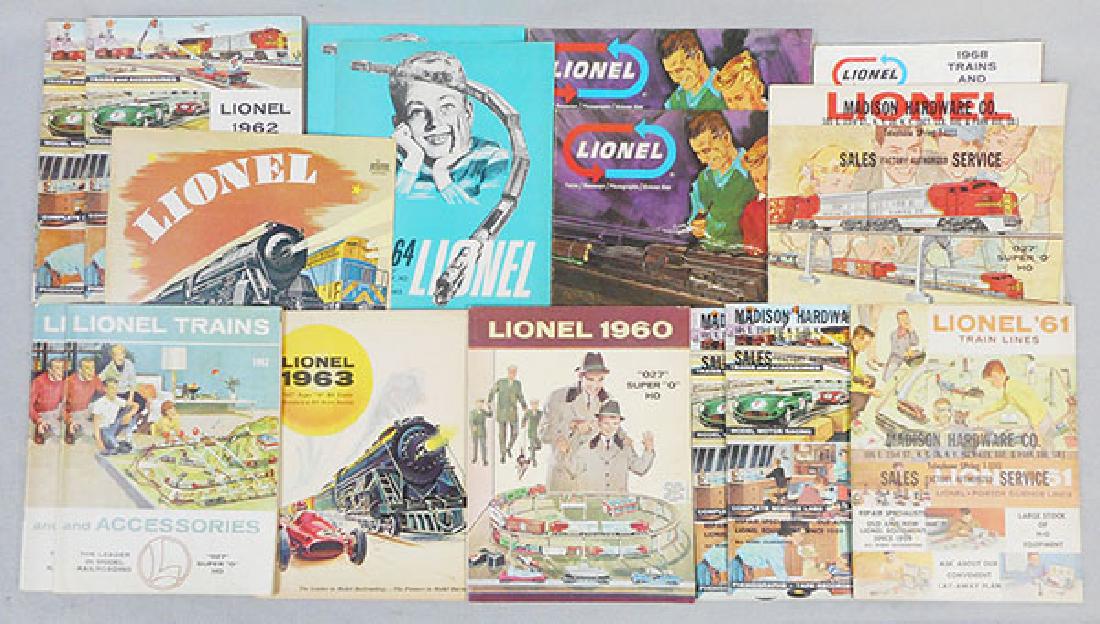 15 LIONEL CATALOGS (1 of 1)