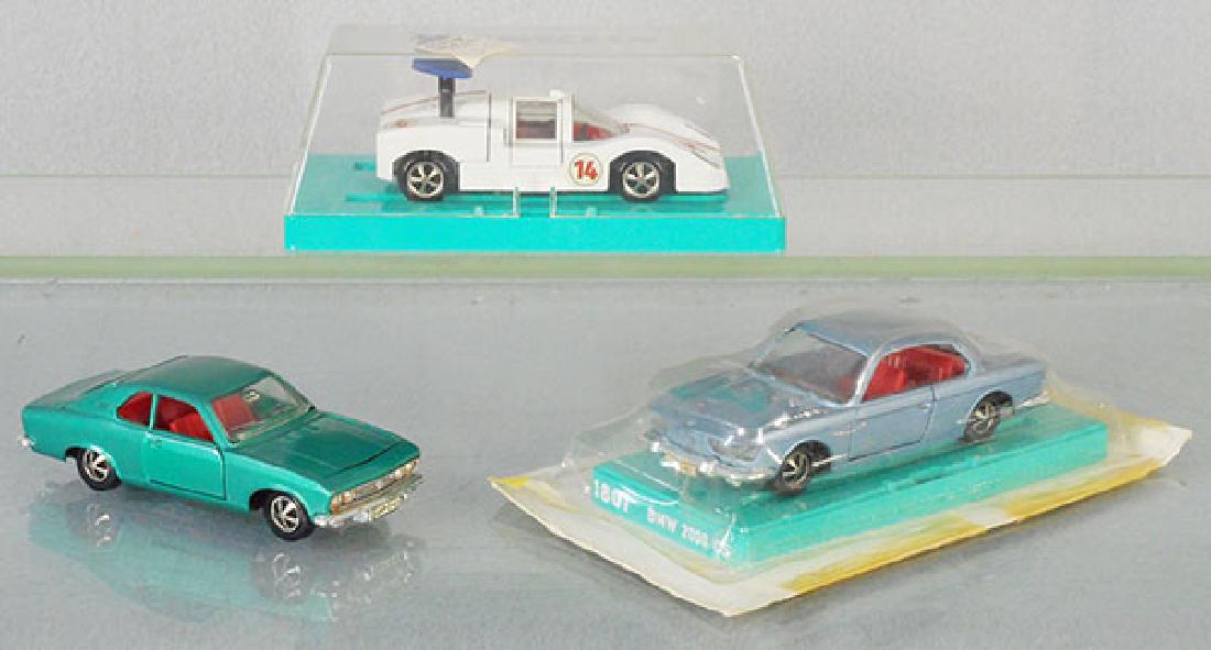 3 MARKLIN AUTOS (1 of 1)