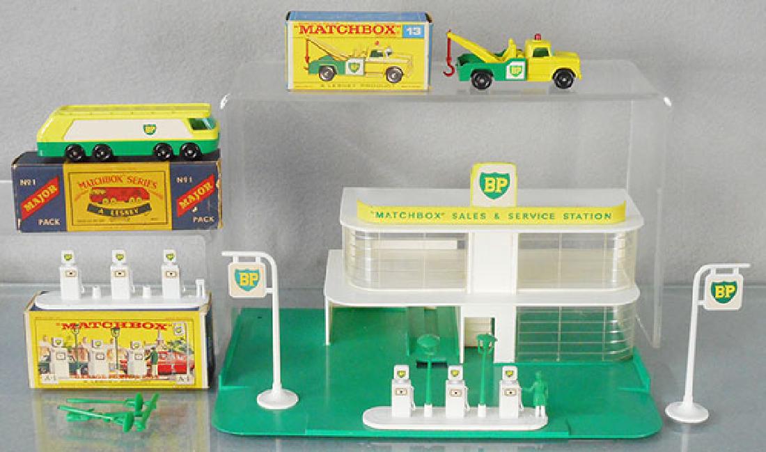 MATCHBOX ACCESSORIES (1 of 1)