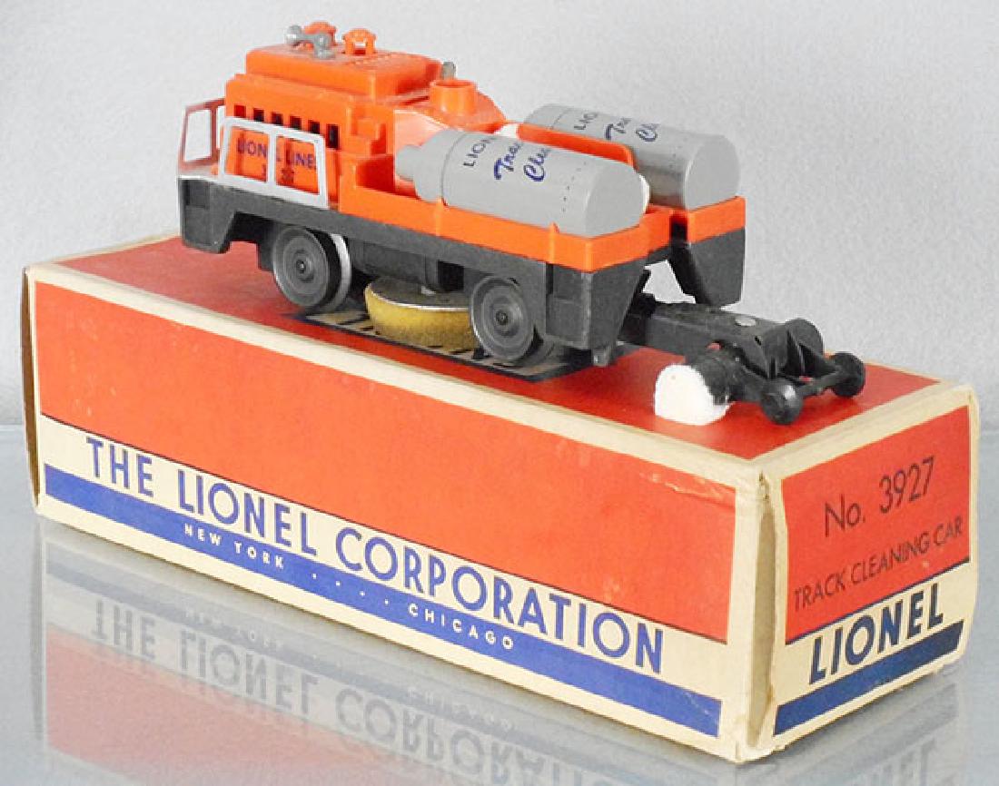 LIONEL 3927 TRACK CLEANING CAR (1 of 1)