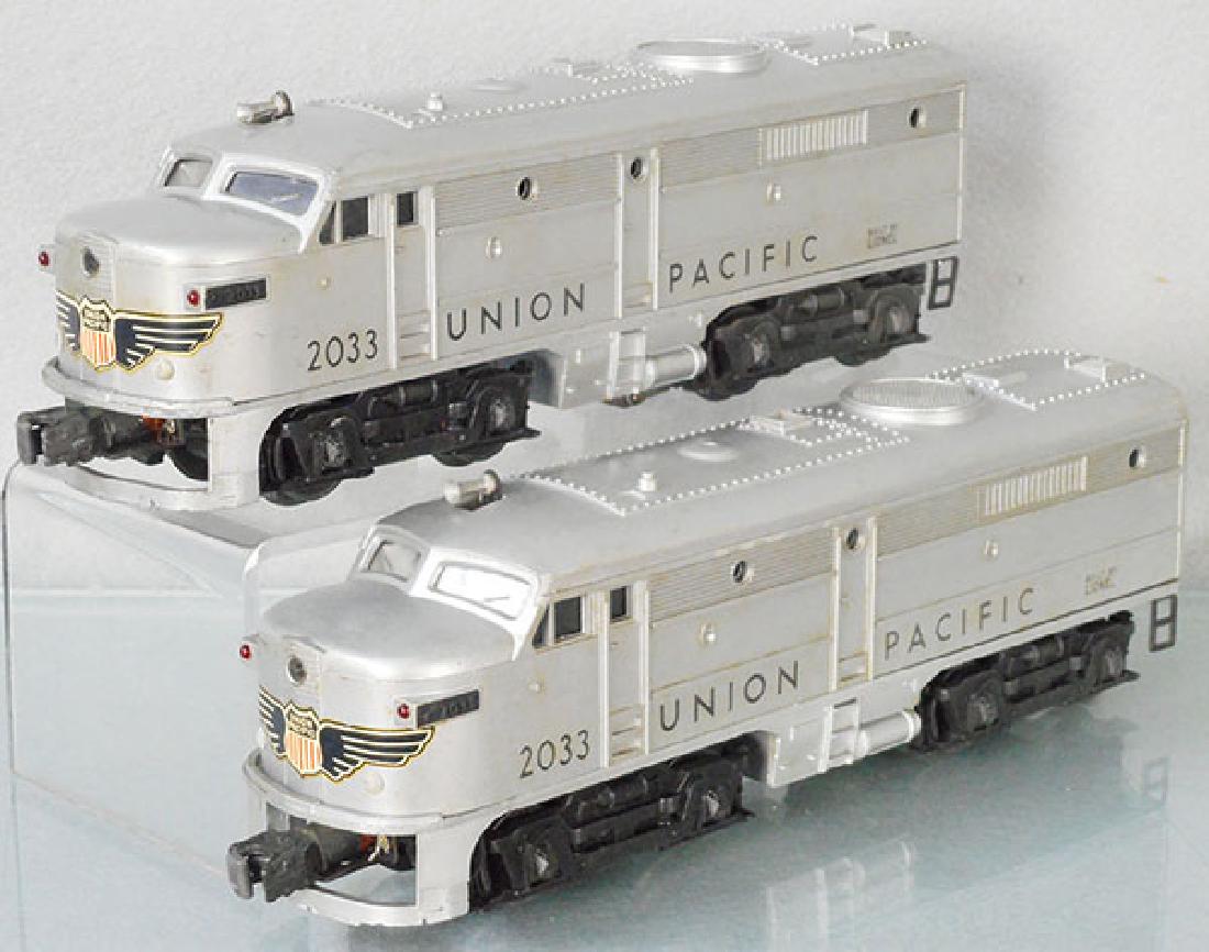 LIONEL 2033 UP ALCOS: O ga, 2033 AA Alcos, nose decals intact, C7.