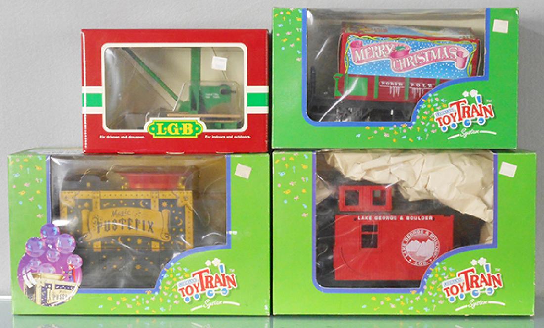 4 LGB FREIGHT CARS (1 of 1)