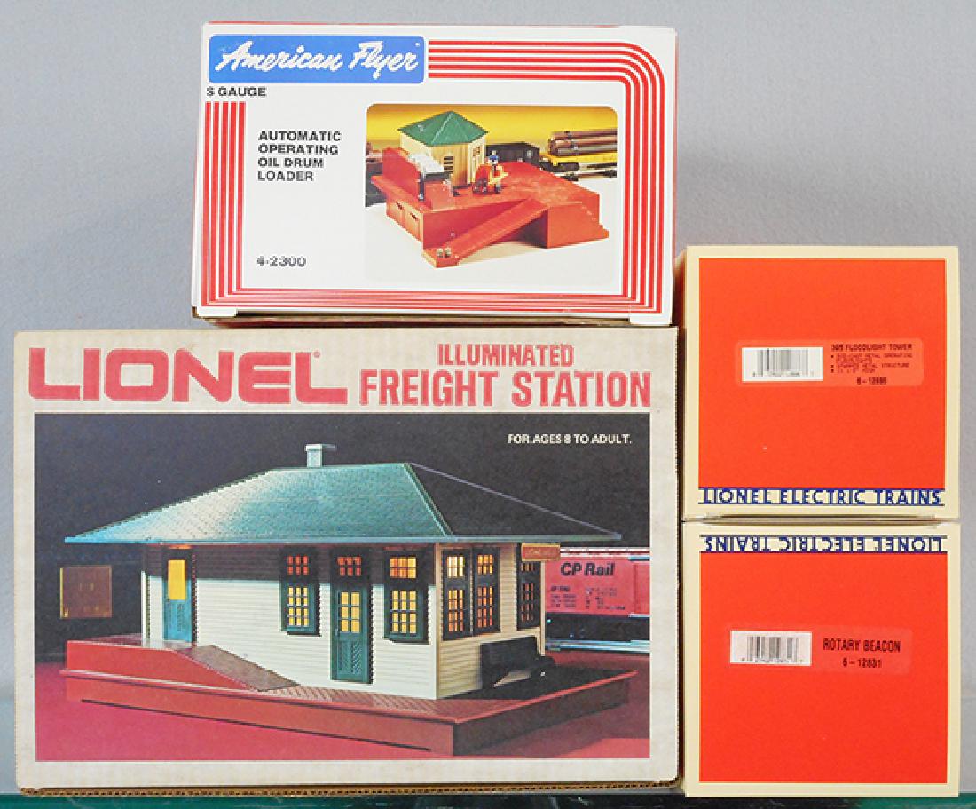 AMERICAN FLYER & LIONEL ACCESSORIES (1 of 1)