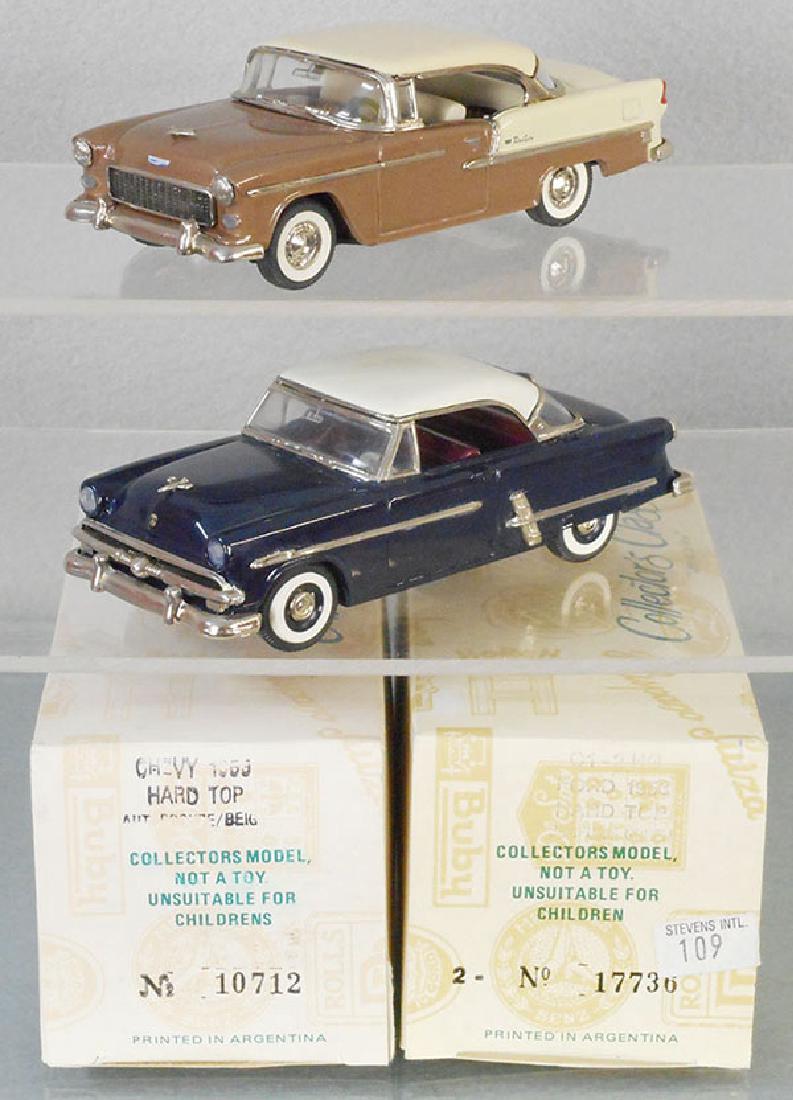 2 COLLECTORS CLASSICS MODELS (1 of 1)