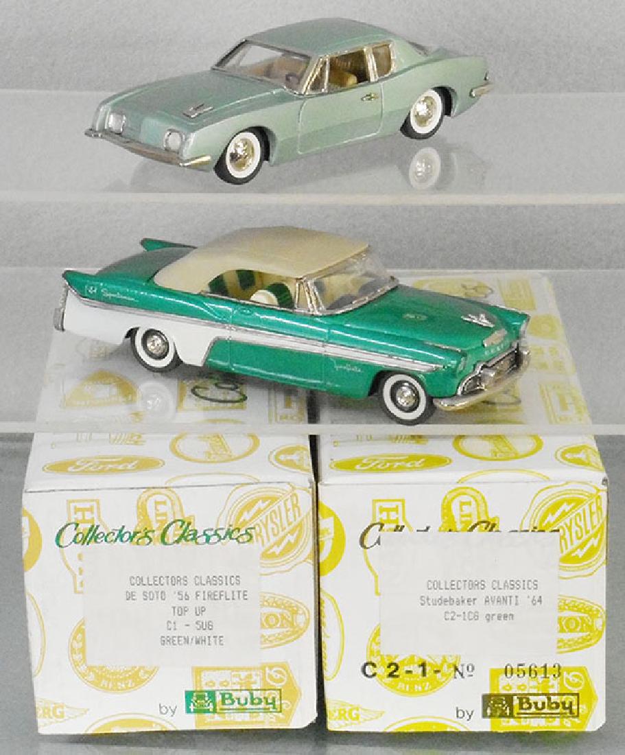 2 COLLECTORS CLASSICS MODELS (1 of 1)