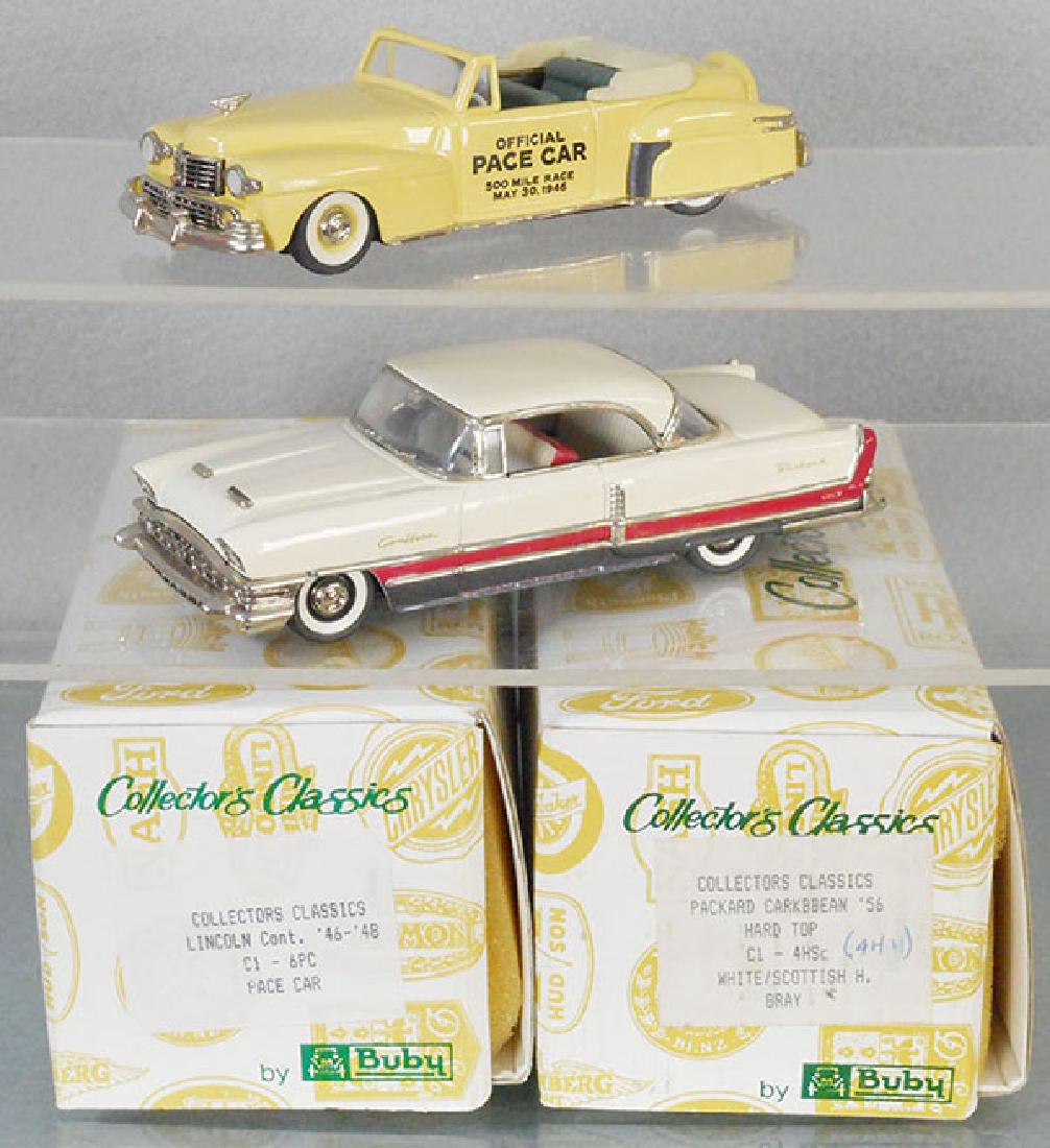 2 COLLECTORS CLASSICS MODELS (1 of 1)
