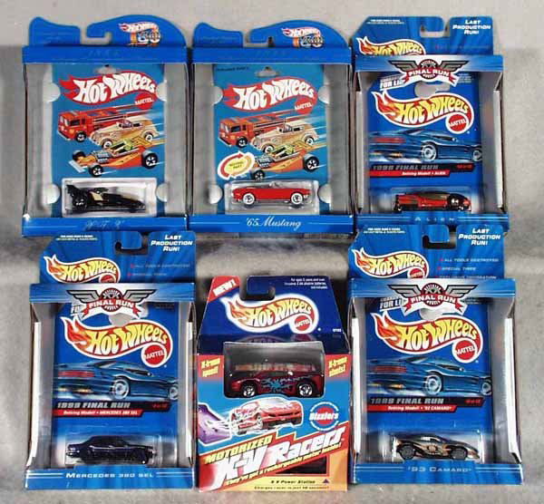 22 HOT WHEELS FINAL RUN & COMMEMORATIVE PACKS: orig cards some minor wear, C10.
