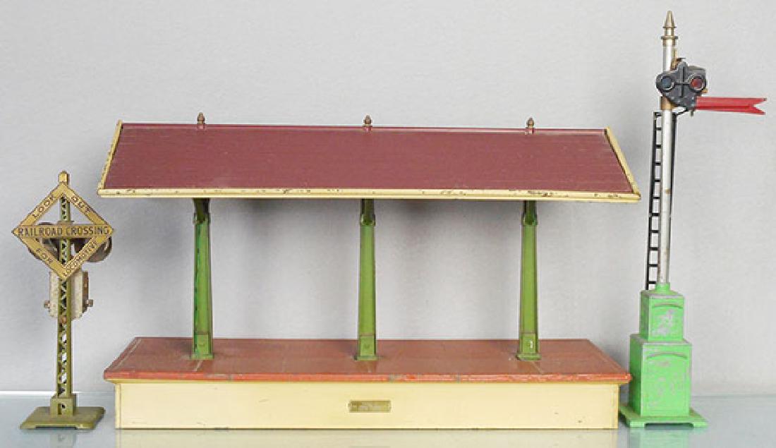 3 LIONEL ACCESSORIES (1 of 1)