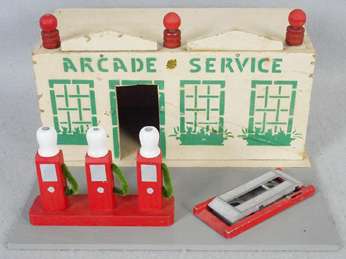 ARCADE SERVICE GARAGE (1 of 1)