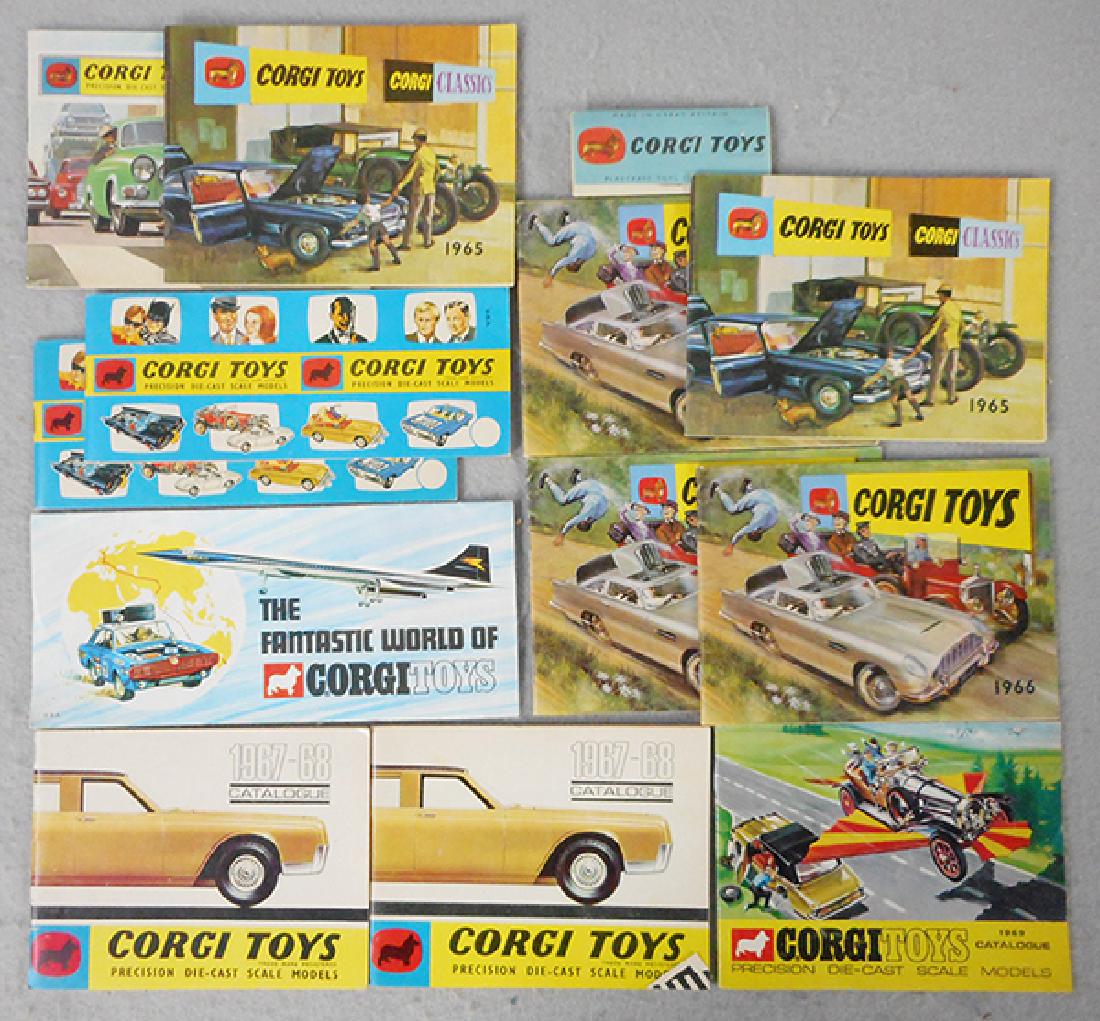 CORGI CATALOGS (1 of 1)