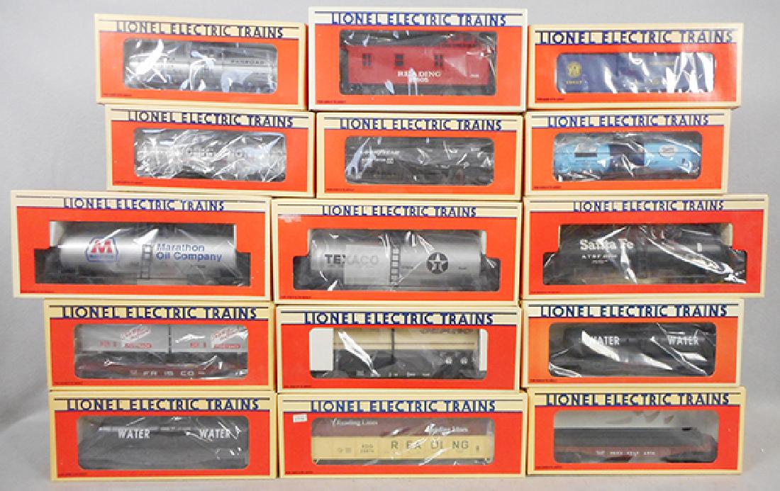 15 LIONEL FREIGHT CARS (1 of 1)