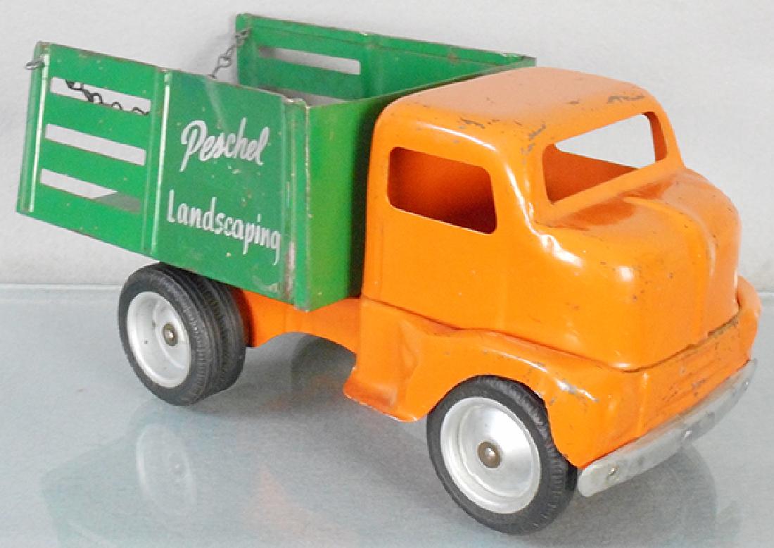 TONKA 1953 UTILITY TRUCK (1 of 1)