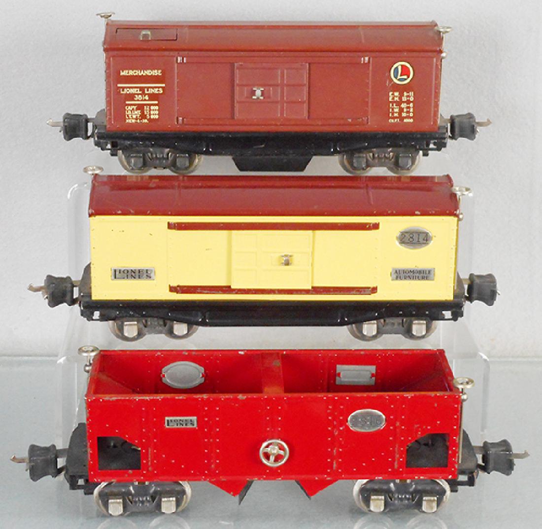 3 LIONEL FREIGHT CARS (1 of 1)