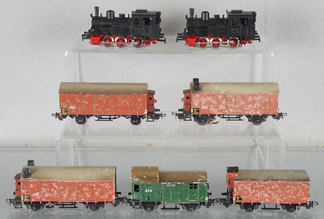 2 MARKLIN TRAIN SETS (1 of 1)