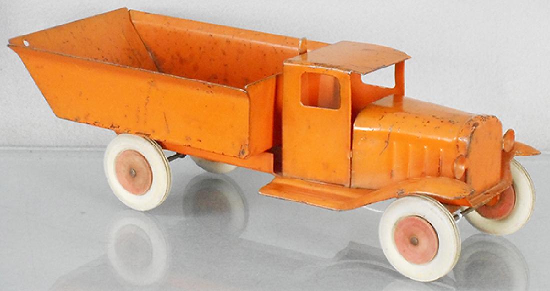 WYANDOTTE DUMP TRUCK (1 of 1)